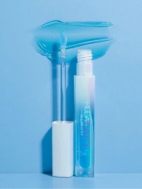 Huda Beauty Silk Balm Icy Cooling Lip Plumper Lip Gloss